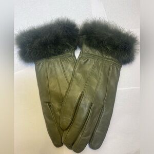 Green Genuine Leather Gloves With Real Fur Along The Cuffs